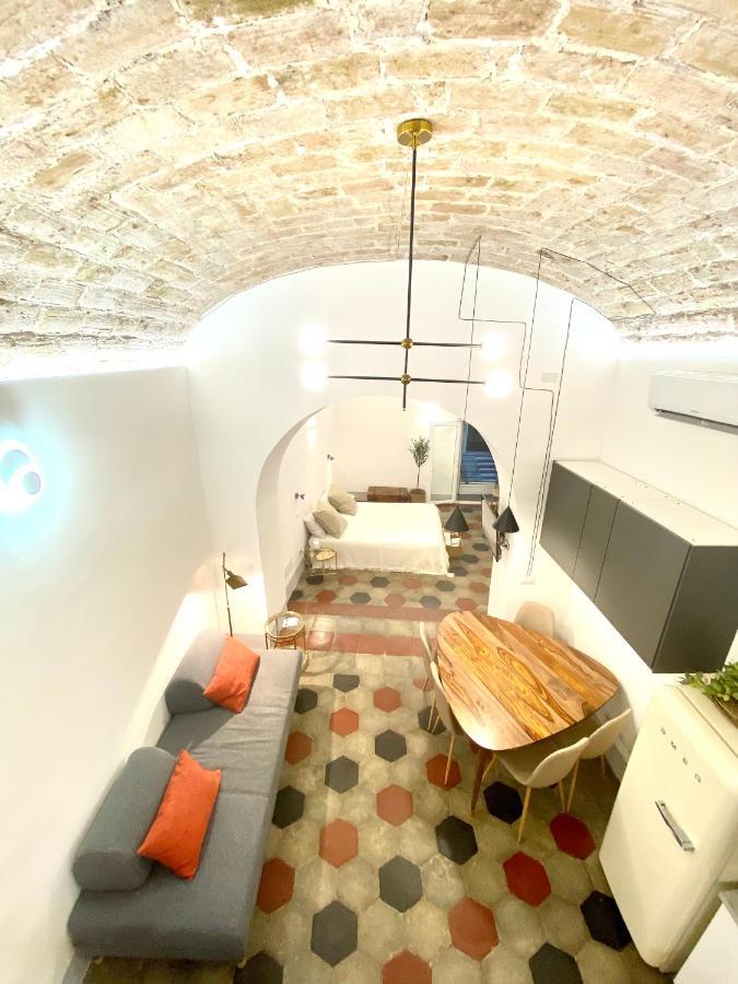 Nice Downtown Loft Apartment Рим Екстериор снимка