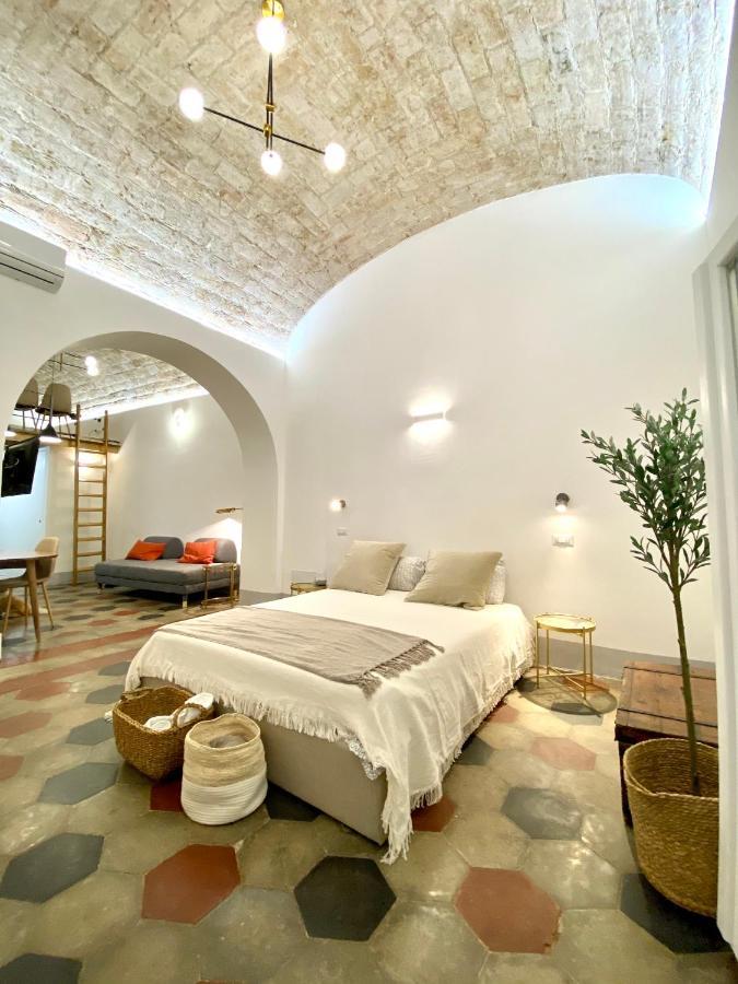 Nice Downtown Loft Apartment Рим Екстериор снимка