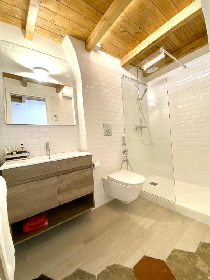 Nice Downtown Loft Apartment Рим Екстериор снимка
