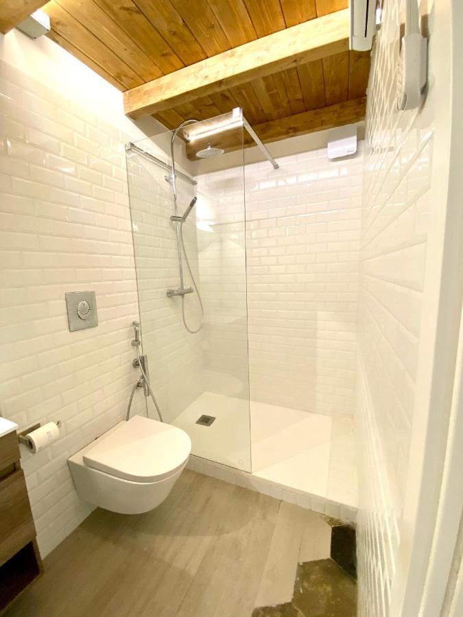 Nice Downtown Loft Apartment Рим Екстериор снимка