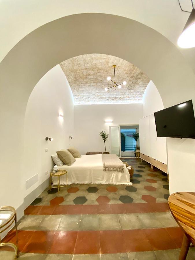Nice Downtown Loft Apartment Рим Екстериор снимка