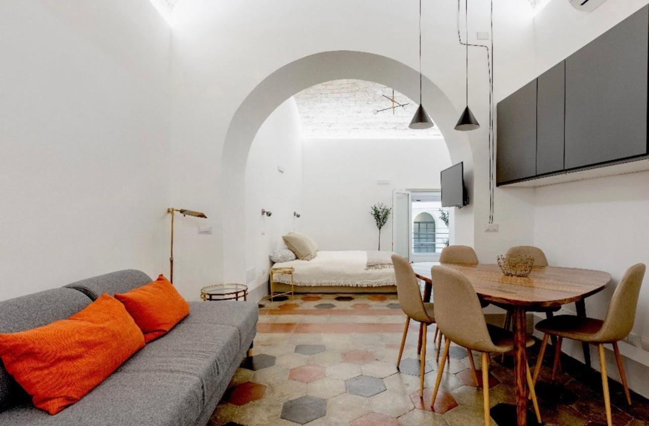 Nice Downtown Loft Apartment Рим Екстериор снимка