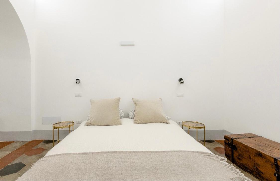 Nice Downtown Loft Apartment Рим Екстериор снимка